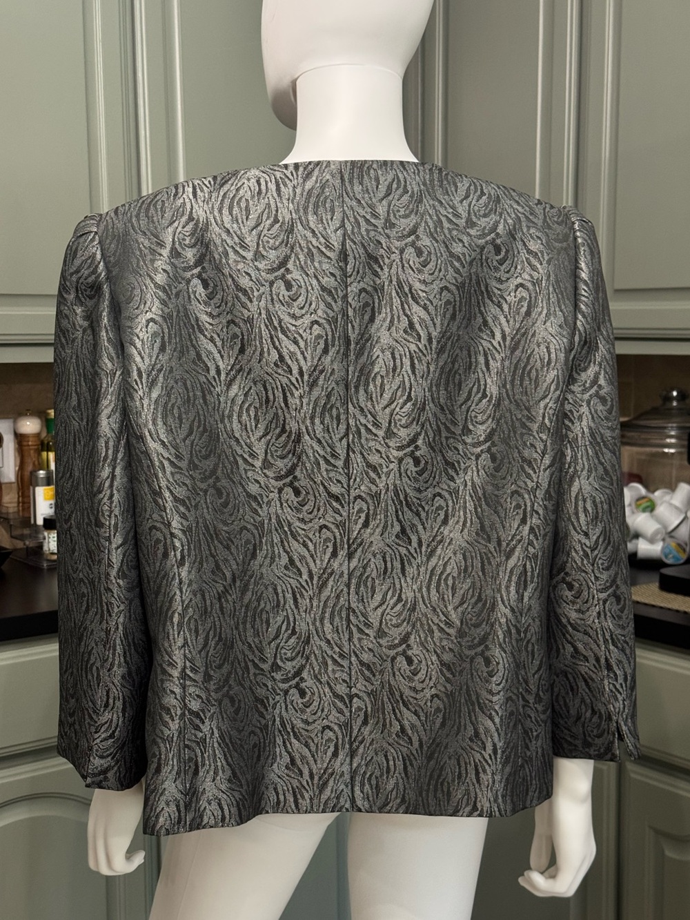 𝙏𝙖𝙝𝙖𝙧𝙞 𝘼𝙧𝙩𝙝𝙪𝙧 𝙎. 𝙇𝙚𝙫𝙞𝙣𝙚 𝙇𝙐𝙓𝙀 Jacket 18W Metallic Gray Jacquard Beaded Evening - Picture 8 of 13